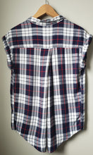 Load image into Gallery viewer, Oversized Plaid Sleeveless Button-Up Shirts (Size Small-Medium)