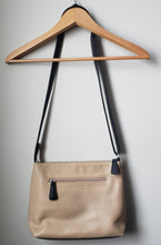 Load image into Gallery viewer, Tanjay Purse