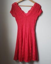 Load image into Gallery viewer, Suzy Shier Red Lace Dress (Small)