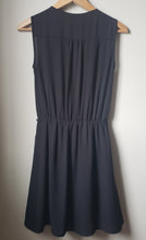 Load image into Gallery viewer, H&M Black Dress (Size 2-4)