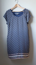 Load image into Gallery viewer, Max Studio Pattern Dress (Size Large)