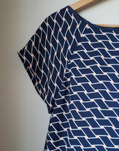 Load image into Gallery viewer, Max Studio Pattern Dress (Size Large)