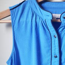 Load image into Gallery viewer, Banana Republic Sleeveless Blouse (Size Small)