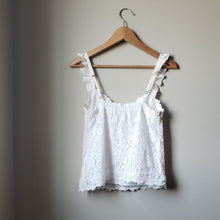 Load image into Gallery viewer, Abercrombie Lace Cami Top (Size Small)