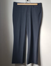 Load image into Gallery viewer, Gap Pinstripe Dress Pants (Size 4/Small)