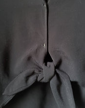 Load image into Gallery viewer, Wilfred Free Button Up Top (Size Small)