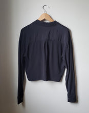 Load image into Gallery viewer, Wilfred Free Button Up Top (Size Small)