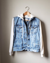 Load image into Gallery viewer, Forever 21 Hoodie Jean Jacket (Size Small)
