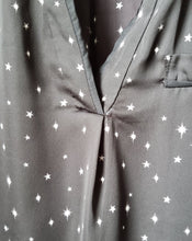 Load image into Gallery viewer, H&amp;M Star Blouse (Size XS-Small)
