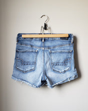 Load image into Gallery viewer, American Eagle High-waisted Denim Shorts (Size Small-Medium)
