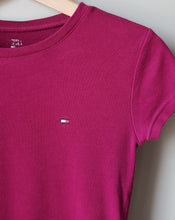 Load image into Gallery viewer, Tommy Hilfiger Tee (XS-Small)
