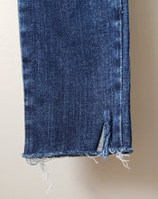 Load image into Gallery viewer, Yoga Jeans (Size 24-25/XS)
