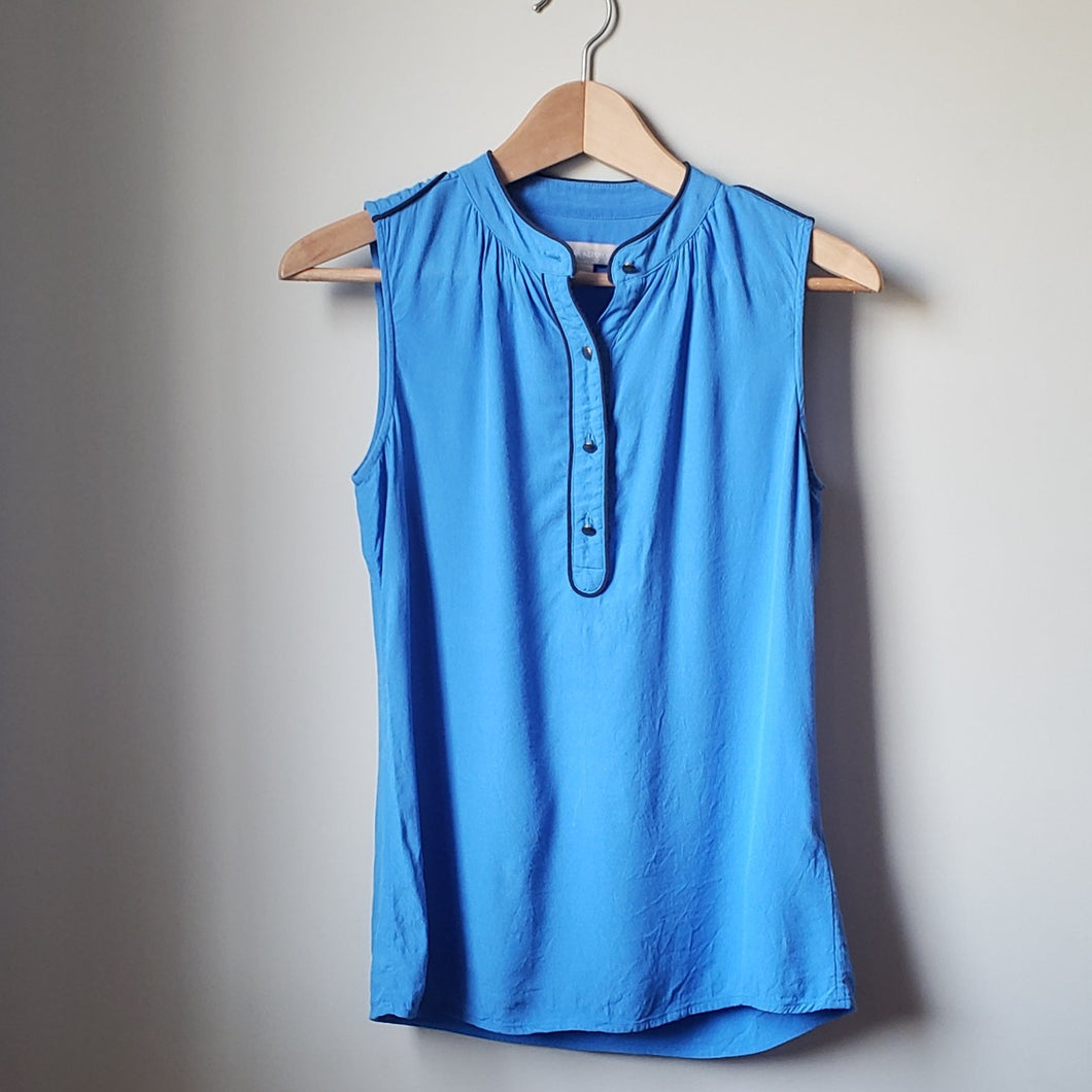 Banana Republic Sleeveless Blouse (Size Small)