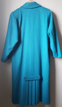 Load image into Gallery viewer, Vintage Modes Me-Jay Wool Coat (Size Large-XL)

