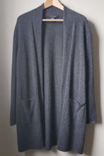 Load image into Gallery viewer, Cashmere Cardigan (Size Large)
