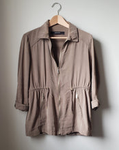 Load image into Gallery viewer, Zara Light Jacket (Size Small-Medium)
