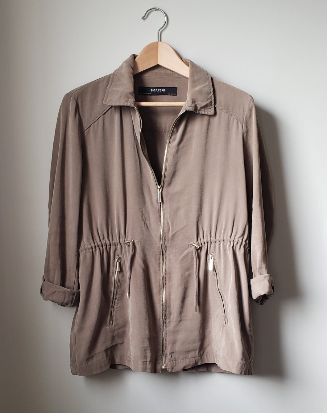 Zara Light Jacket (Size Small-Medium)