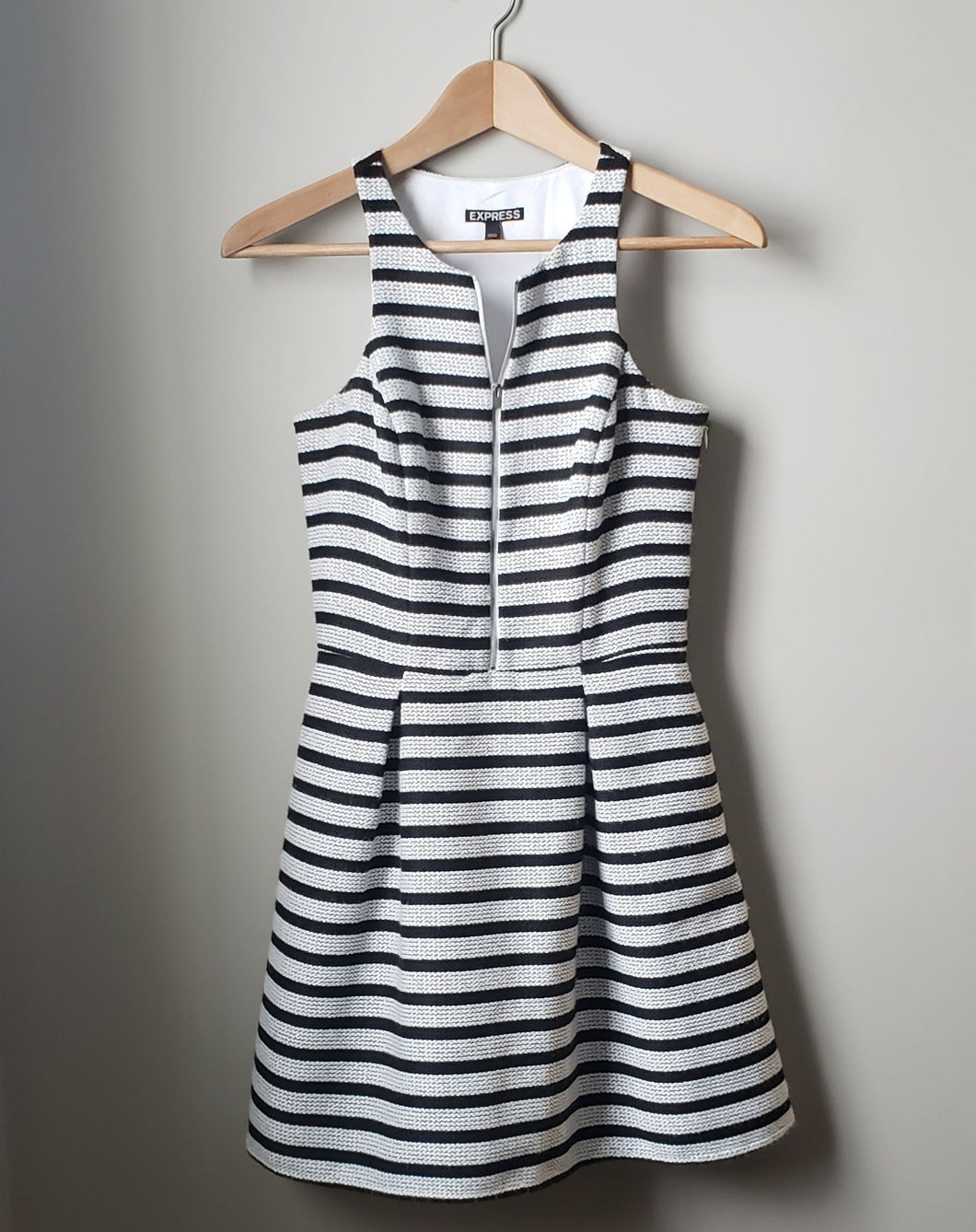 Express Knit Dress (Size 0/XS)