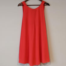 Load image into Gallery viewer, 4Si3nna Dress (Size Small)
