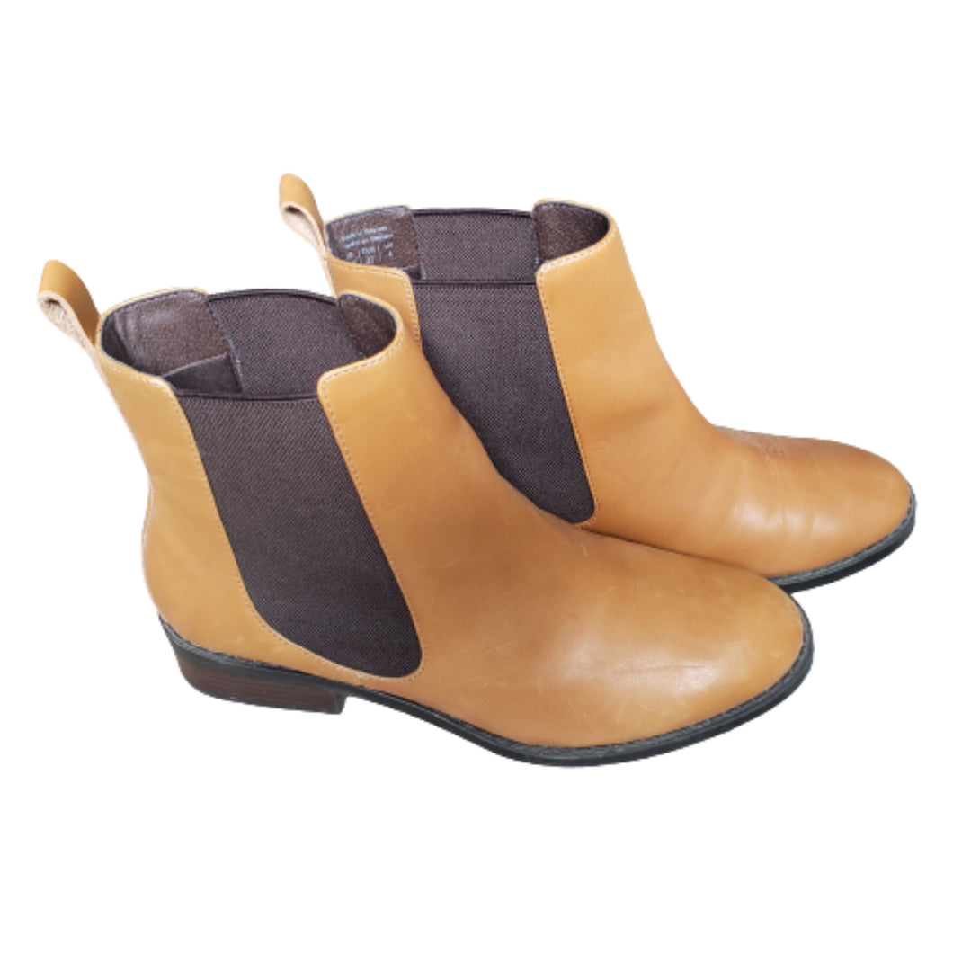 Women's Aldo chelsea ankle boots in cognac with slip on, elastic sides, and block heel.