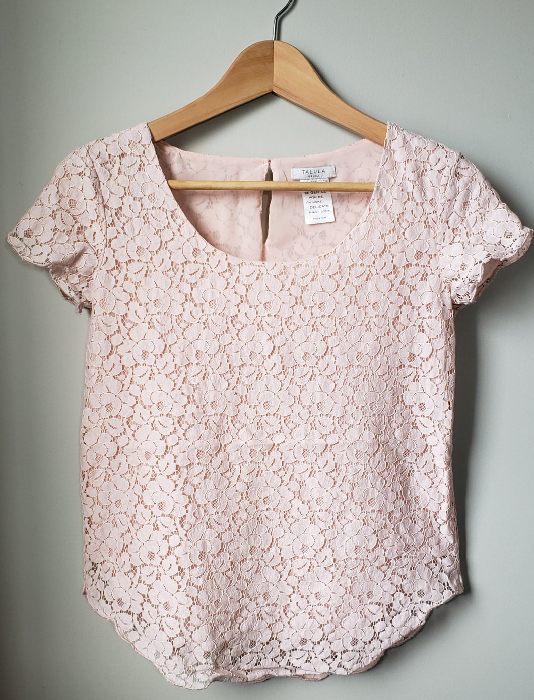 Talula Blush Floral Pattern Shirt (Size XS)